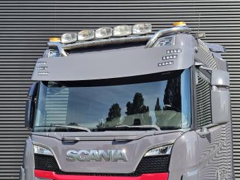 R520 V8 6x4 / RETARDER / HYDRAULIC / FULL AIR.